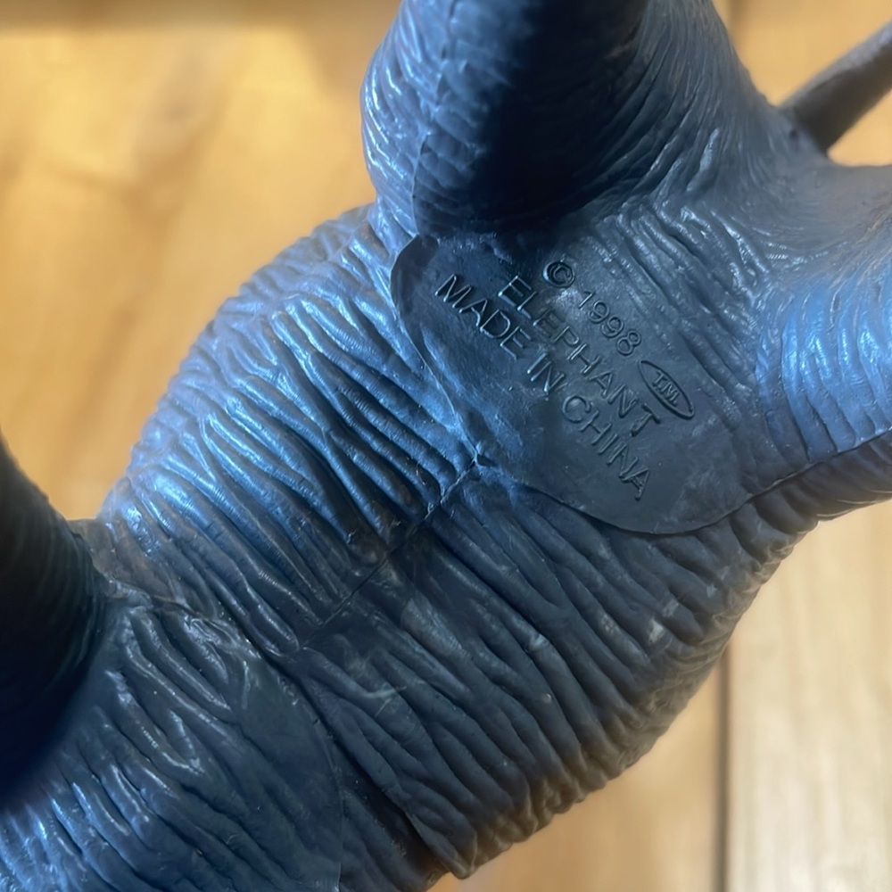 10/$10 Vintage 90s Beautiful Textured Toy Elephant - Picture 2 of 7